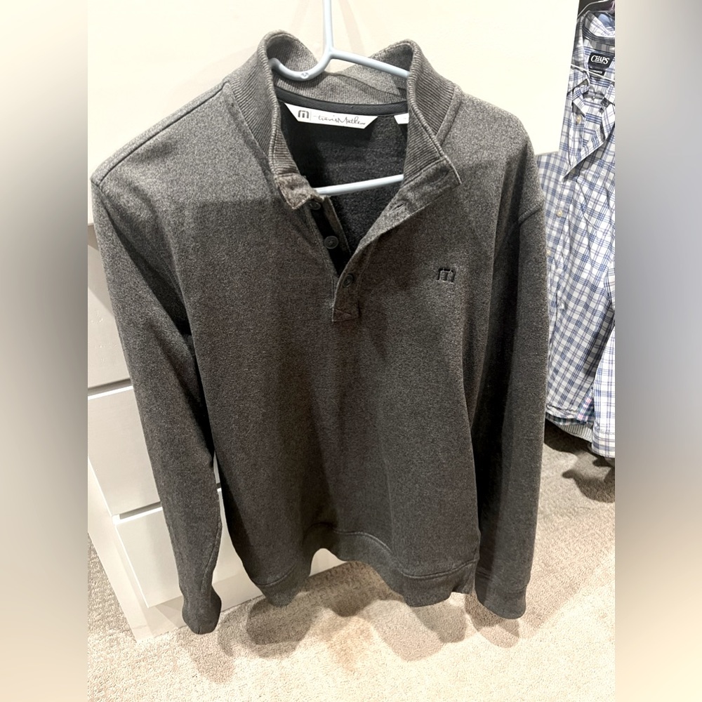 Travis Mathew Men's Dark Gray Henley Pullover Sweater